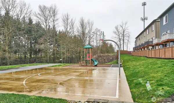 $635,000 | 9618 19th Avenue Southeast, Unit C, Everett, WA 98208
