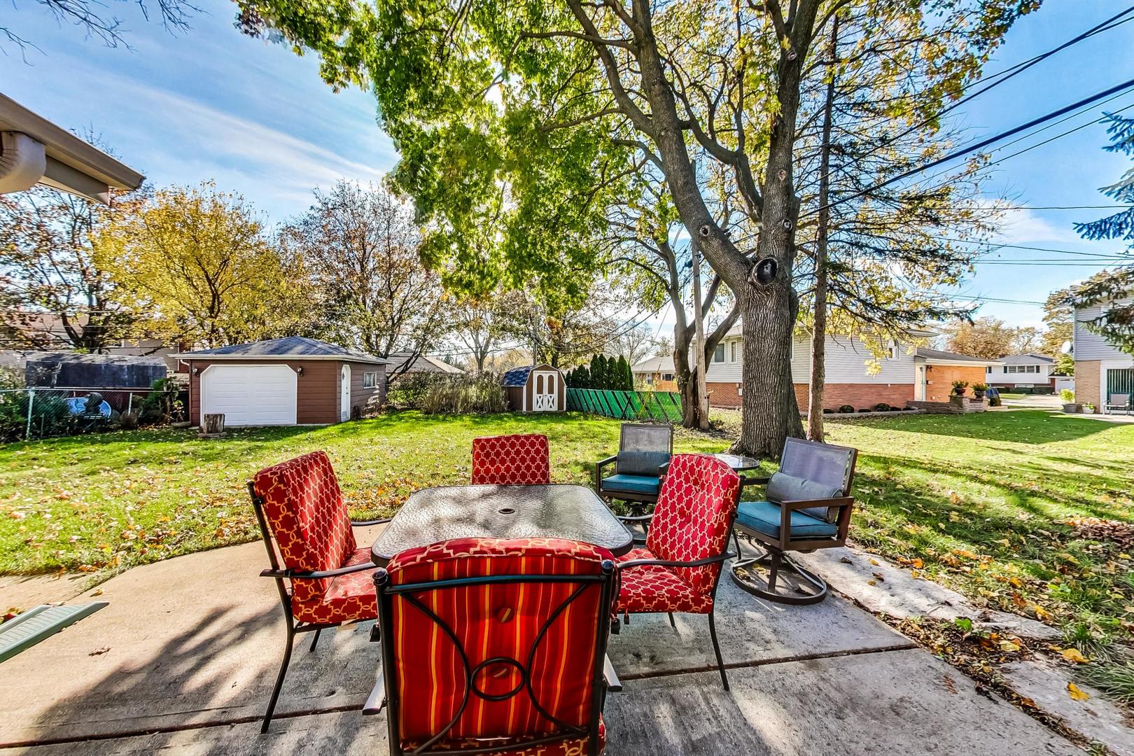 389 Dulles Road Des Plaines, IL 60016 - Photo 30 of 36 Gallery Image 30
