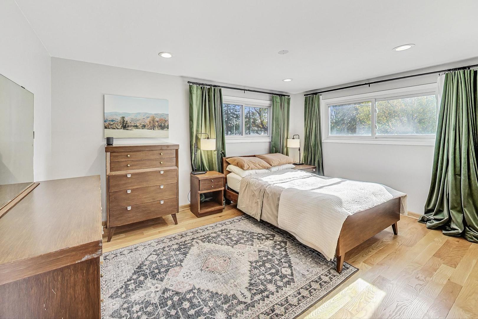 389 Dulles Road Des Plaines, IL 60016 - Photo 10 of 36 Gallery Image 10