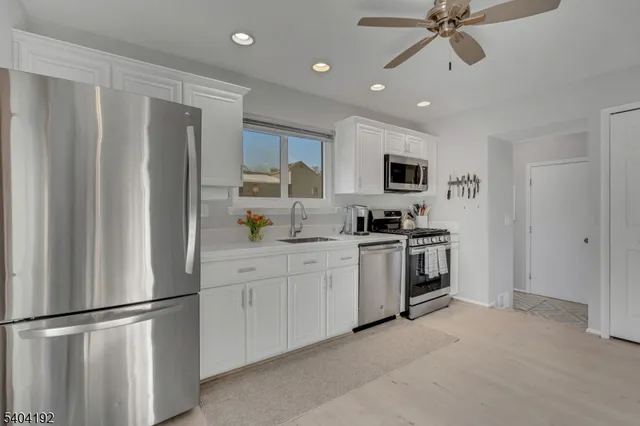 $565,000 | 85 Sycamore Court, Bernards, NJ 07920