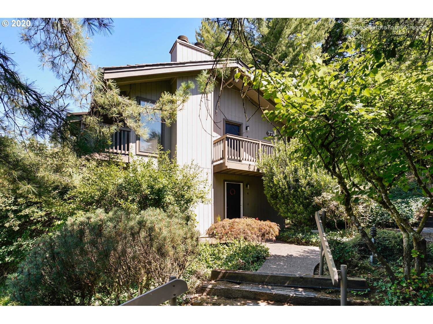 7746 Southwest Barnes Road, Unit C Portland, OR 97225 - Photo 2 of 31 Gallery Image 2