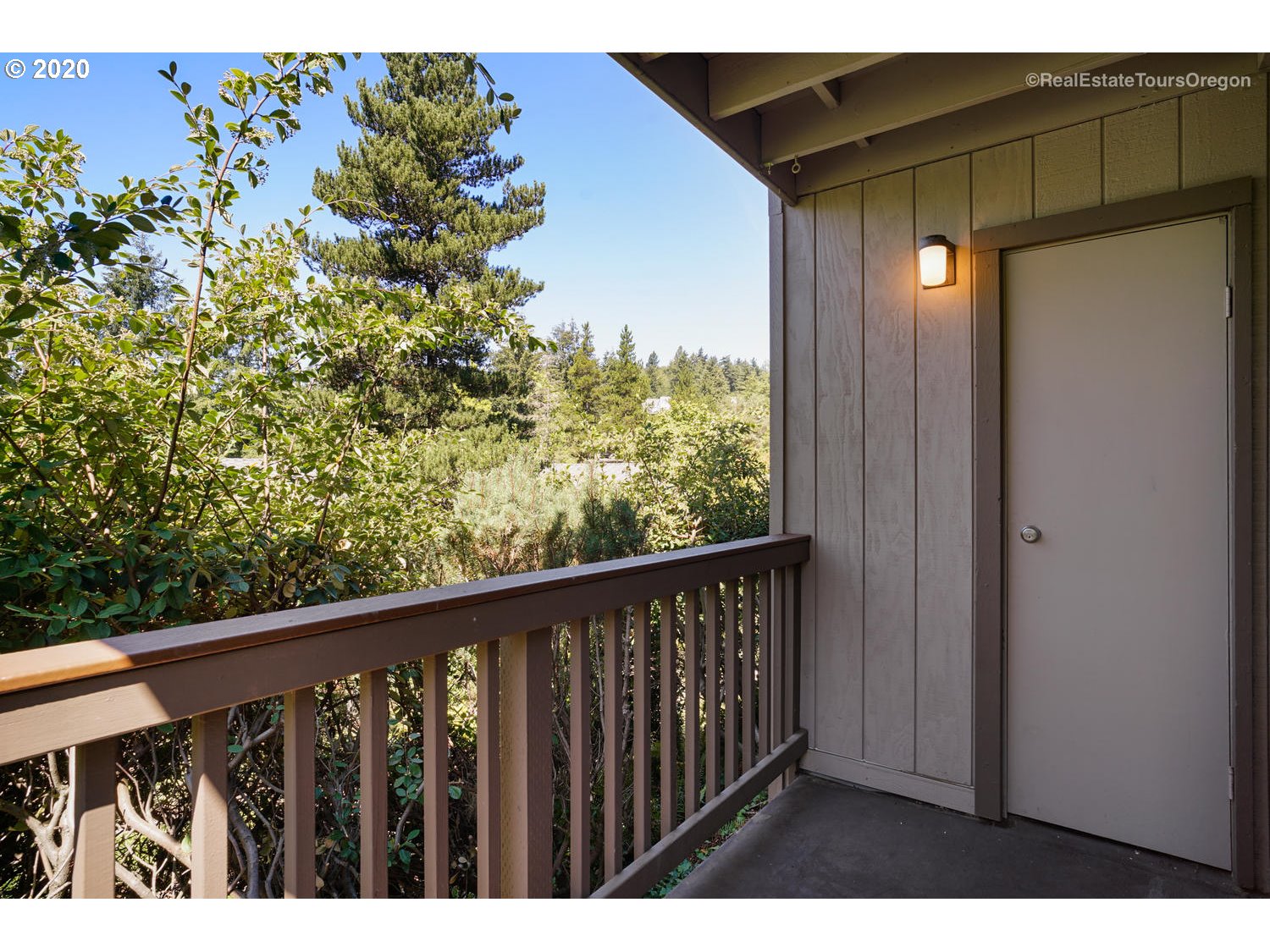 7746 Southwest Barnes Road, Unit C Portland, OR 97225 - Photo 16 of 31 Gallery Image 16