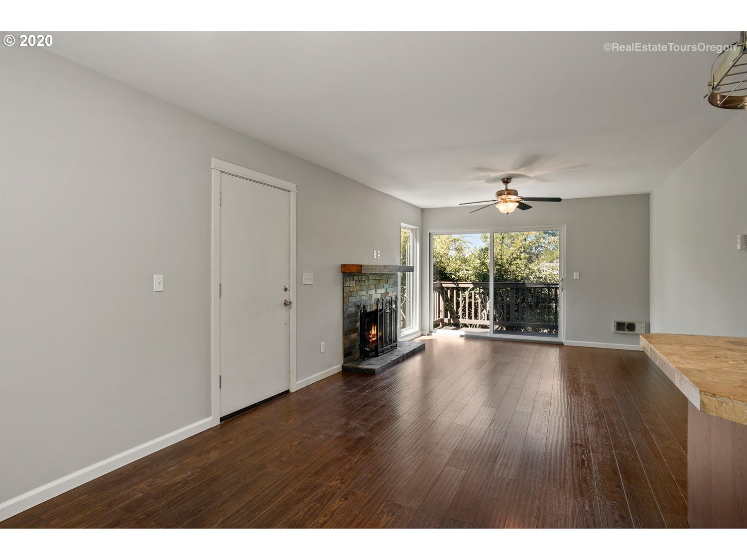 7746 Southwest Barnes Road, Unit C Portland, OR 97225 - Photo 5 of 31 Gallery Image 5