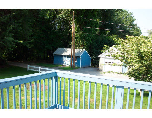 76 Sylvan Road Uxbridge, MA 01569 - Photo 3 of 11 Gallery Image 3