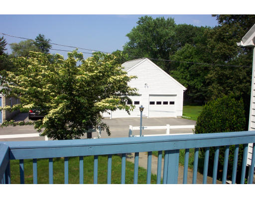 76 Sylvan Road Uxbridge, MA 01569 - Photo 4 of 11 Gallery Image 4