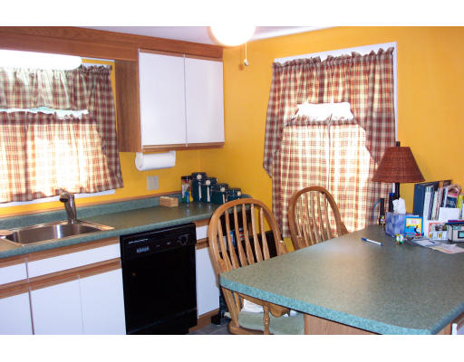 76 Sylvan Road Uxbridge, MA 01569 - Photo 7 of 11 Gallery Image 7