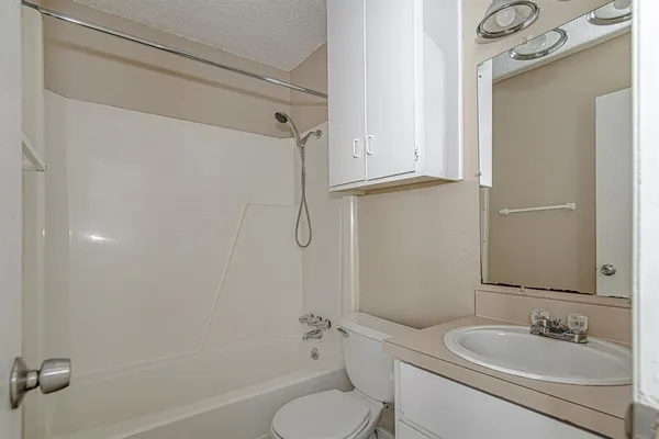 $1,395 | 101 Cedar Crest Street, Unit 101, Joshua, TX 76058