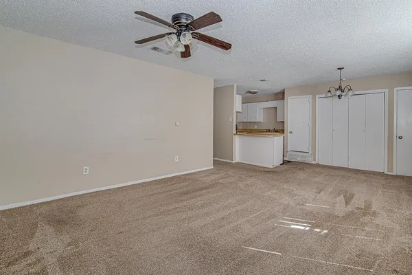 $1,395 | 101 Cedar Crest Street, Unit 101, Joshua, TX 76058