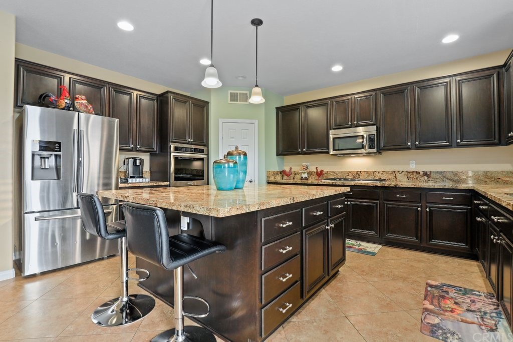 16929 Spring Canyon Place Riverside, CA 92503 - Photo 15 of 36 Gallery Image 15
