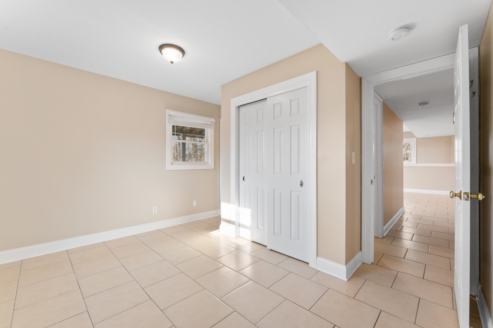 25 5n568 Il Rte Street St. Charles, IL 60174 - Photo 18 of 30 a view of an empty room