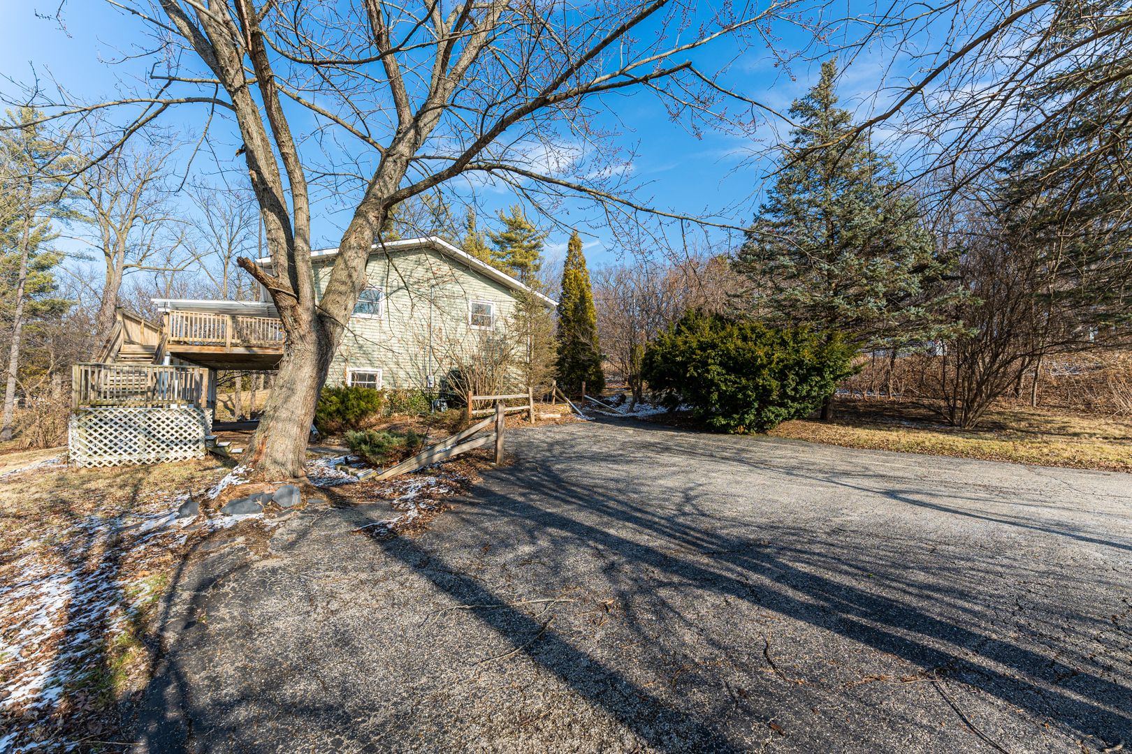 25 5n568 Il Rte Street St. Charles, IL 60174 - Photo 27 of 30 a view of a yard of the house