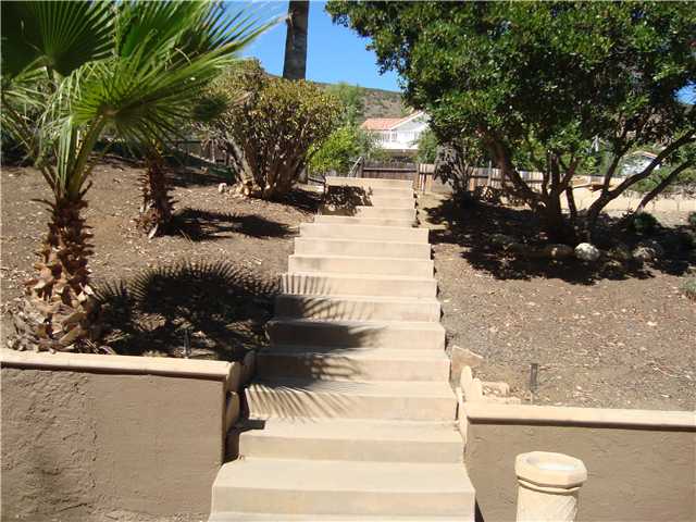 17332 Felipe Road Ramona, CA 92065 - Photo 13 of 25