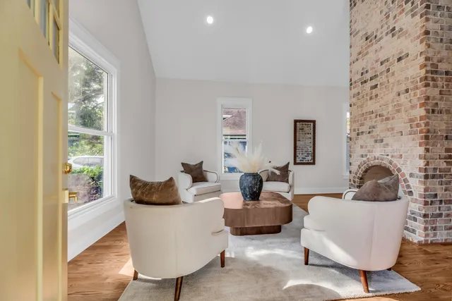 $1,850,000 | 323 50th Avenue North, Nashville, TN 37209