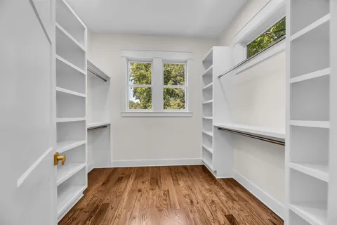 $1,850,000 | 323 50th Avenue North, Nashville, TN 37209