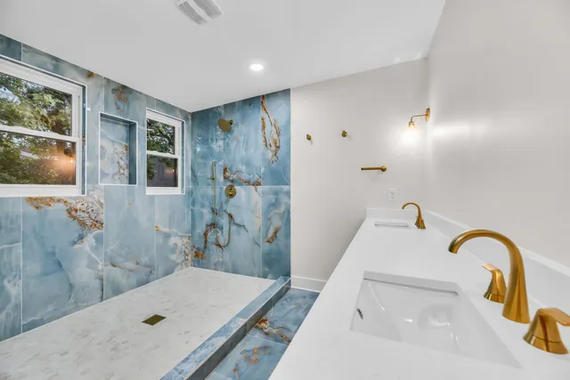 $1,850,000 | 323 50th Avenue North, Nashville, TN 37209