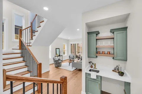 $1,850,000 | 323 50th Avenue North, Nashville, TN 37209