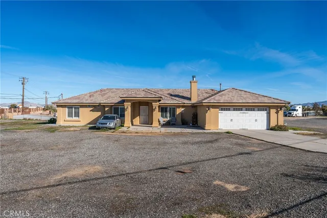 $565,000 | 17620 Lemon Street, Hesperia, CA 92345