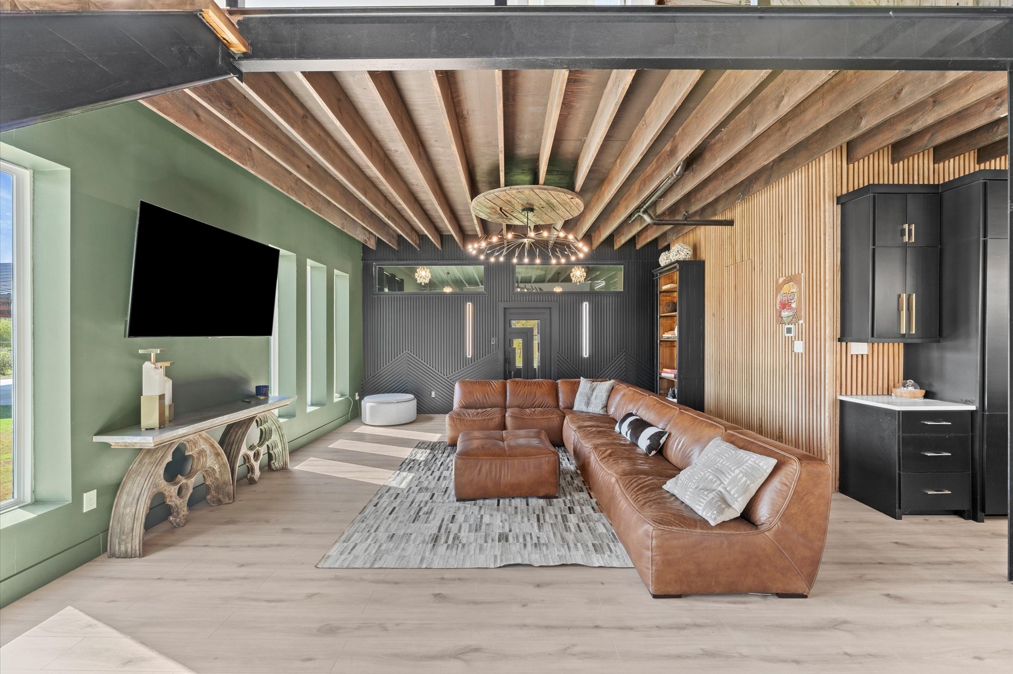 2743 Bobville Road Montgomery, TX 77316 - Photo 12 of 50 a living room with furniture and a flat screen tv