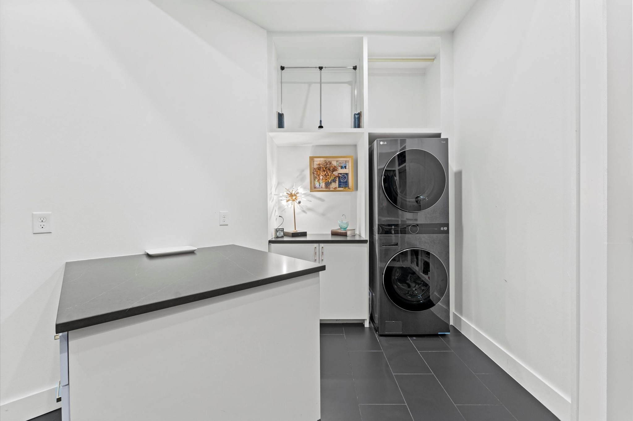 2743 Bobville Road Montgomery, TX 77316 - Photo 20 of 50 a utility room with sink dryer and washer