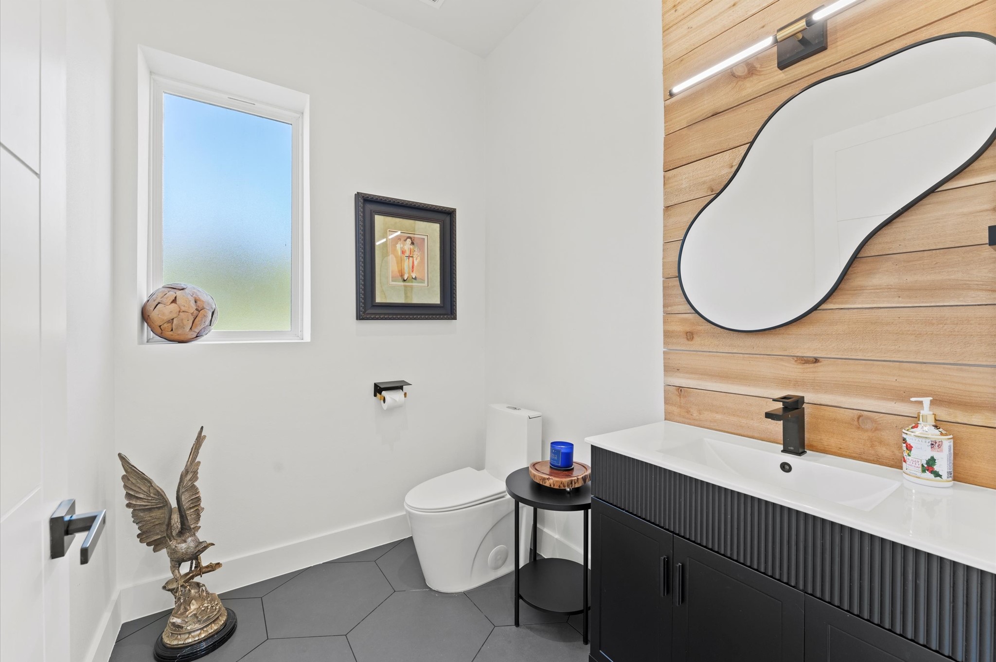 2743 Bobville Road Montgomery, TX 77316 - Photo 24 of 50 a bathroom with a sink and a mirror