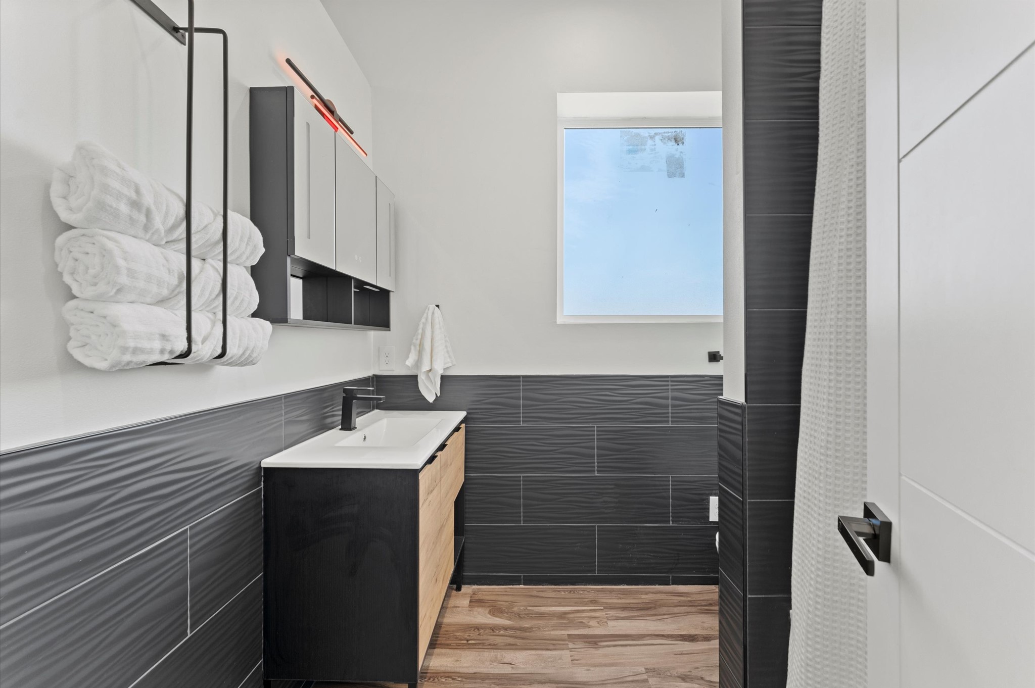 2743 Bobville Road Montgomery, TX 77316 - Photo 29 of 50 a bathroom with a sink and a mirror