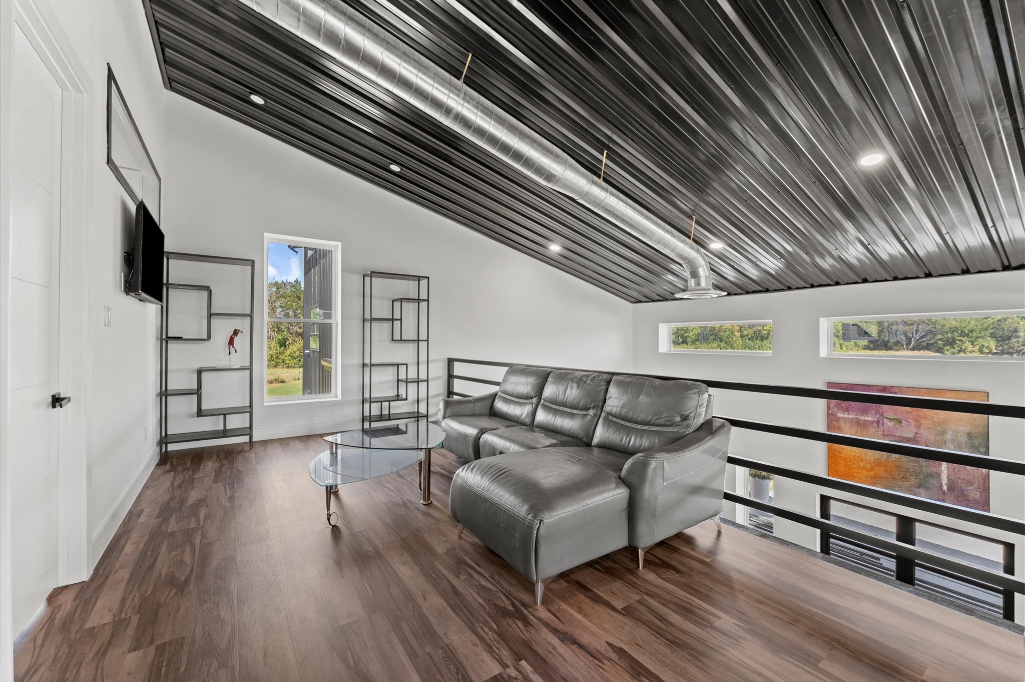 2743 Bobville Road Montgomery, TX 77316 - Photo 33 of 50 a living room with furniture