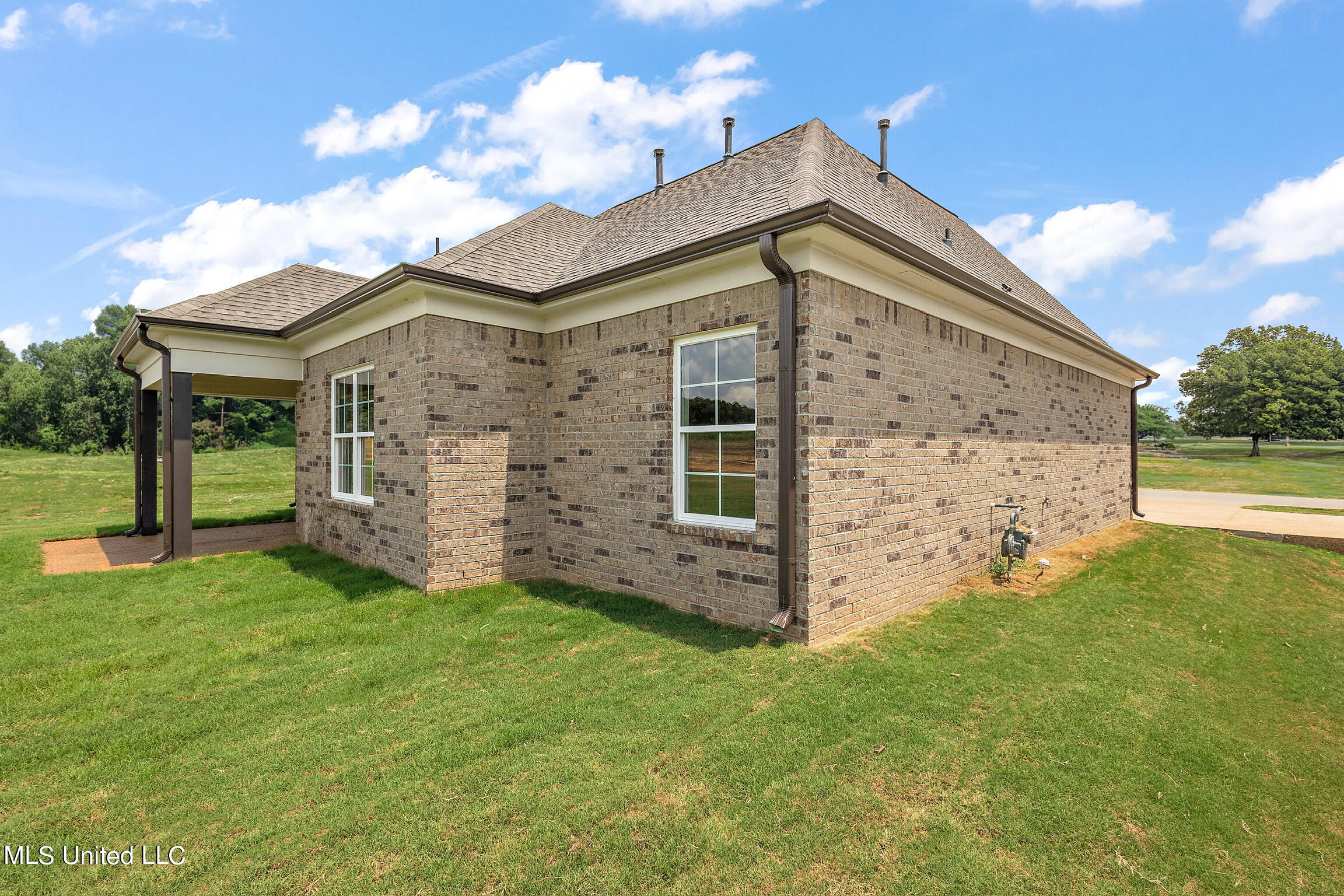 6519 Benjamin Cove Walls, MS 38680 - Photo 27 of 28 Fraser