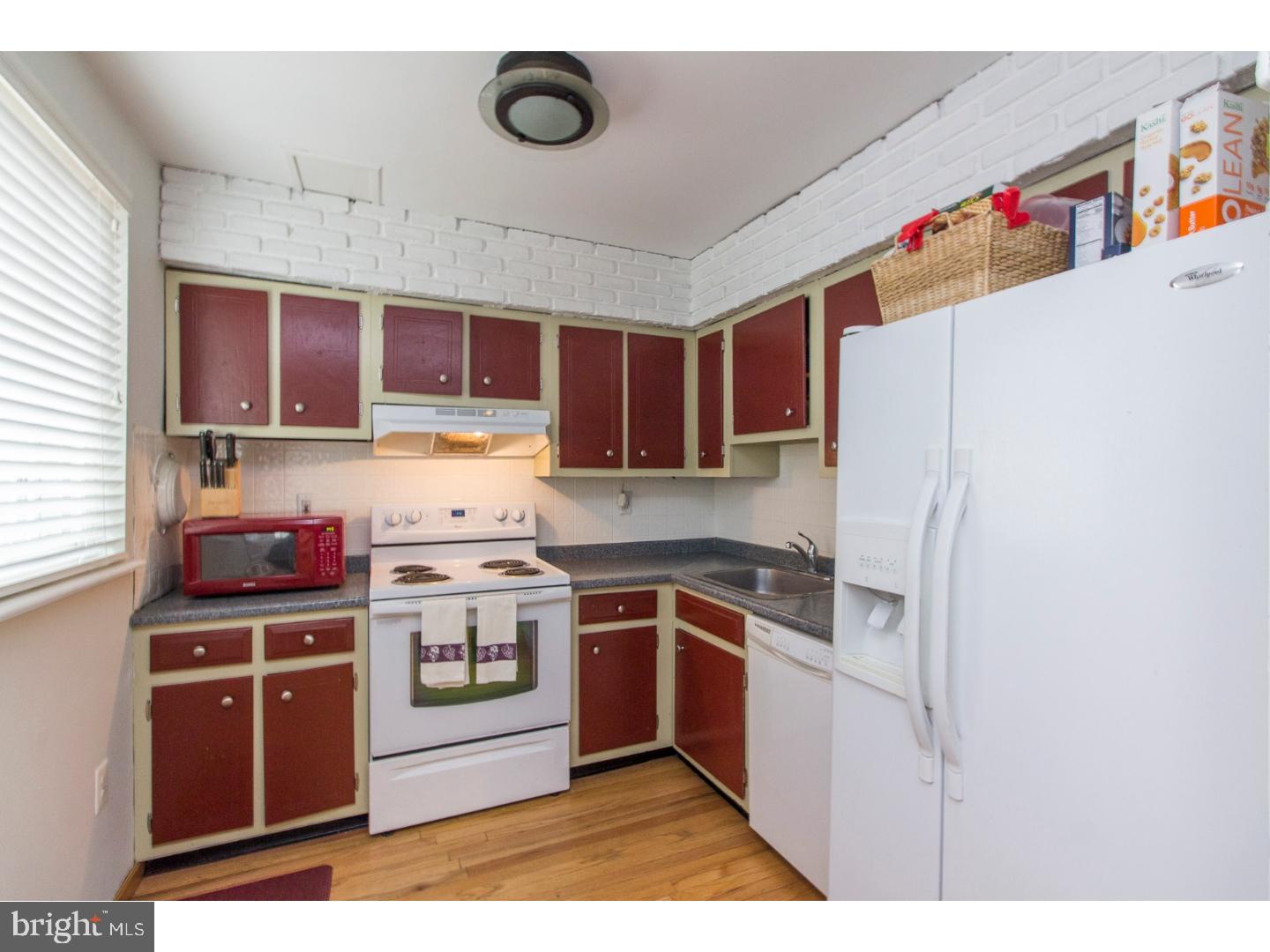 244 Ripka Street Philadelphia, PA 19127 - Photo 13 of 25