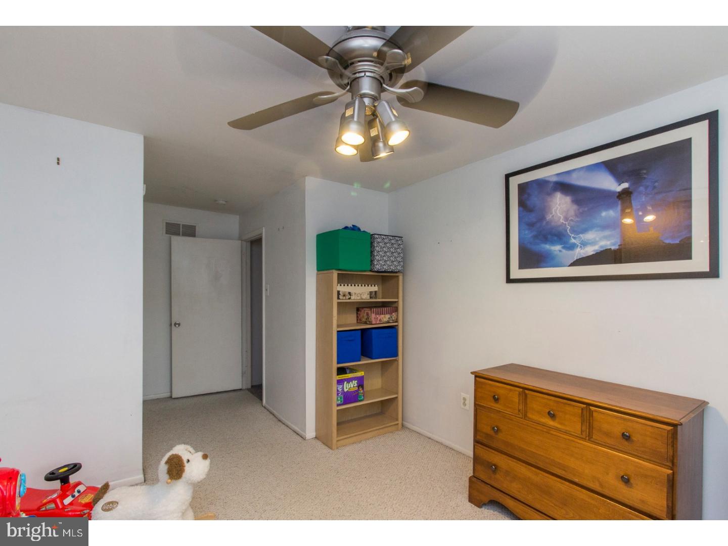 244 Ripka Street Philadelphia, PA 19127 - Photo 19 of 25 Bedroom 3