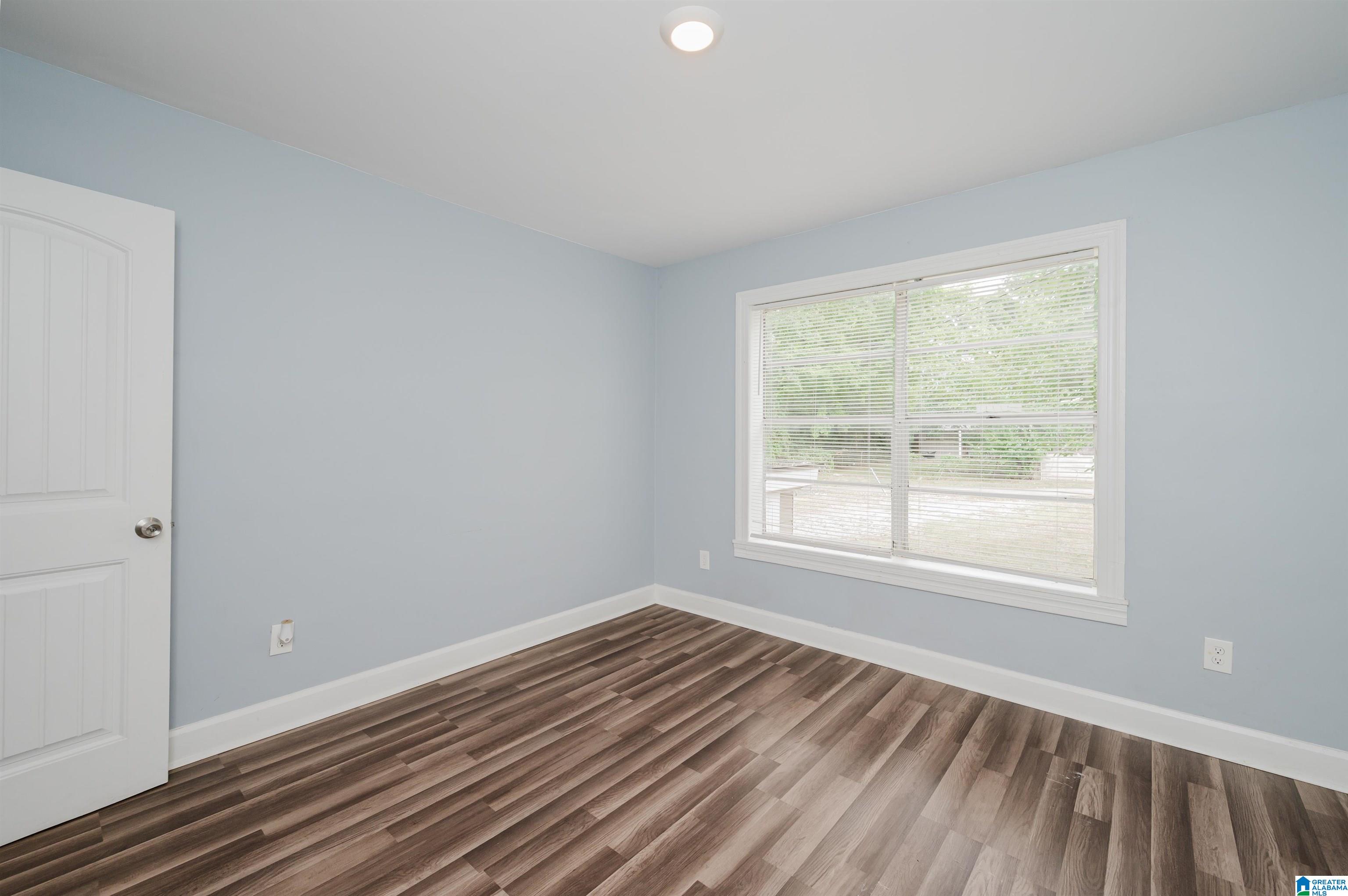 609 Valley Road Fairfield, AL 35064 - Photo 24 of 36