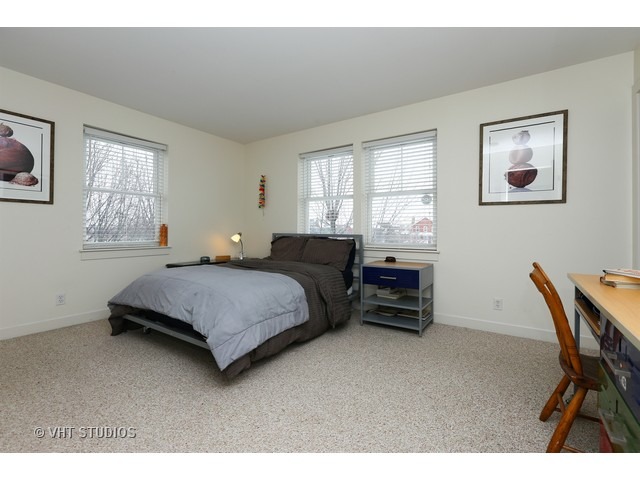 965 Shooting Star Road Grayslake, IL 60030 - Photo 12 of 23