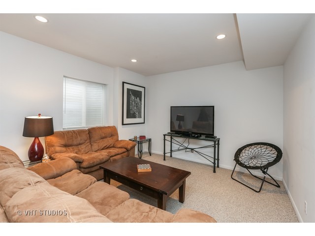 965 Shooting Star Road Grayslake, IL 60030 - Photo 15 of 23
