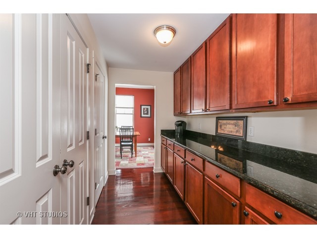 965 Shooting Star Road Grayslake, IL 60030 - Photo 6 of 23