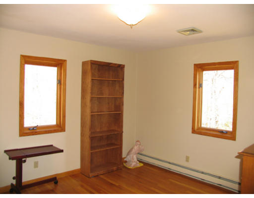 7 Longfellow Road Westborough, MA 01581 - Photo 12 of 23 Gallery Image 12