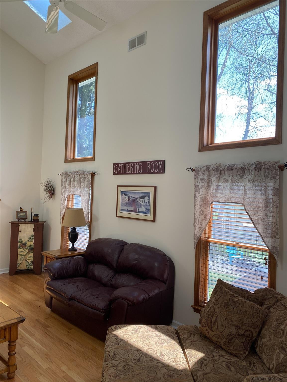 41 Mallard Road Bethlehem, NY 12077 - Photo 4 of 34 Photo 4