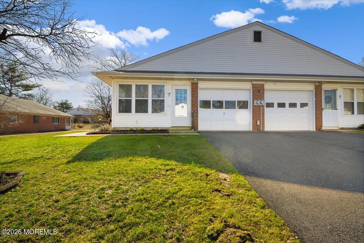 136 A Azalea Drive Whiting, NJ 08759 - Photo 10 of 55 02-02