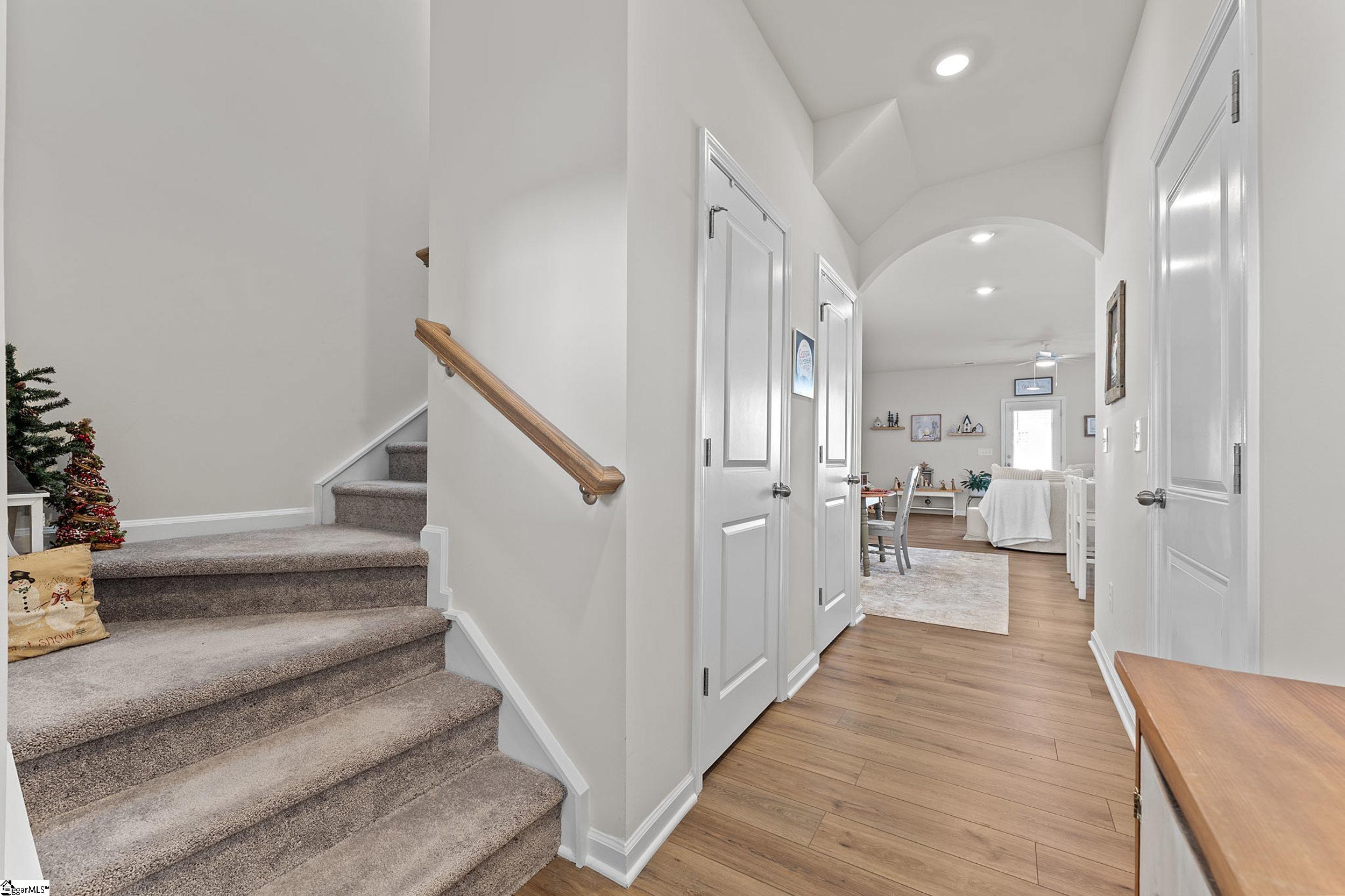 6 Loebner Lane Simpsonville, SC 29680 - Photo 4 of 32