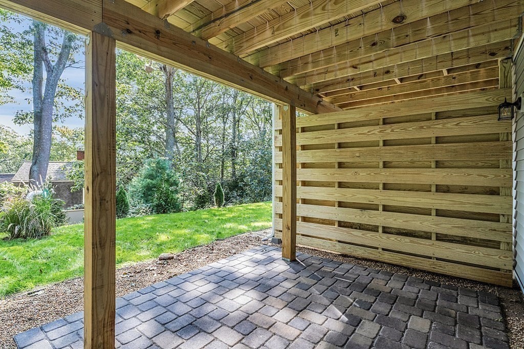 47 Englewood Road, Unit B Gloucester, MA 01930 - Photo 13 of 20 Gallery Image 13