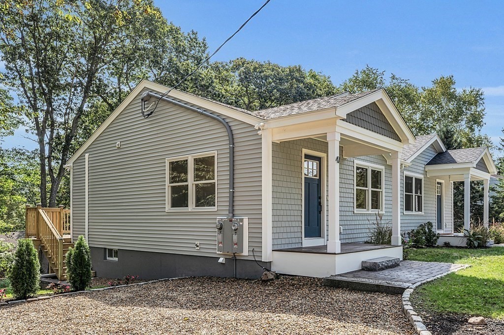47 Englewood Road, Unit B Gloucester, MA 01930 - Photo 17 of 20 Gallery Image 17