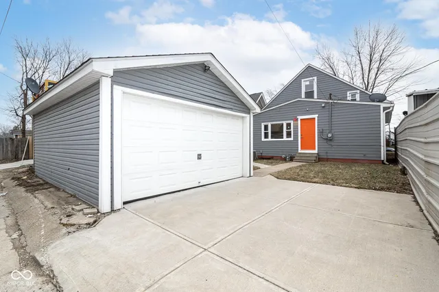 $320,000 | 712 Terrace Avenue, Indianapolis, IN 46203