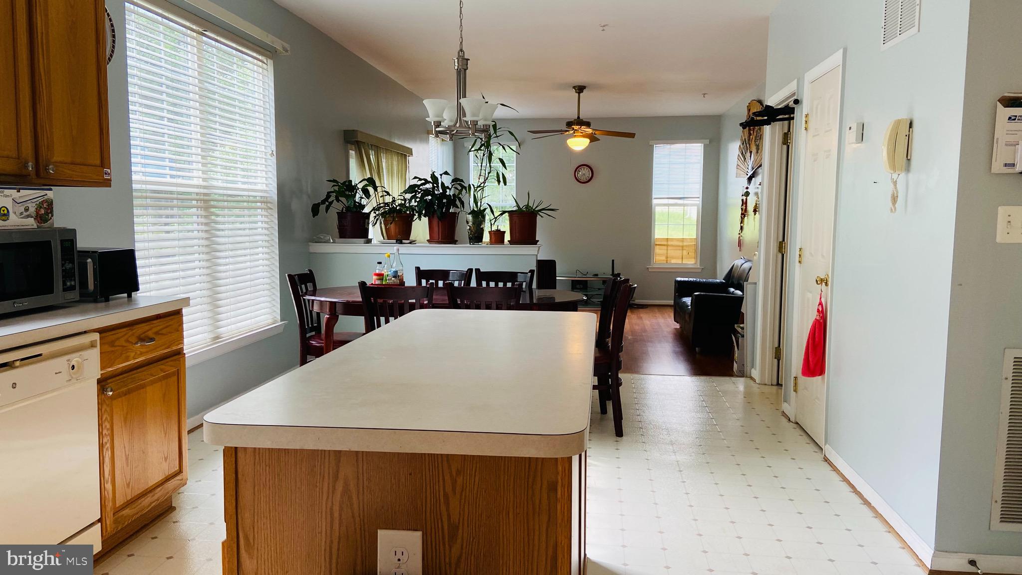 903 Johnson Grove Lane Bowie, MD 20721 - Photo 5 of 11