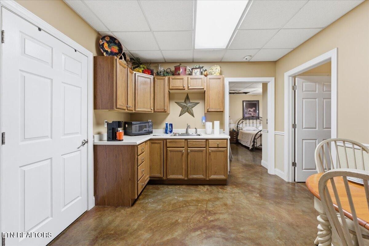 1999 Repass Road New Market, TN 37820 - Photo 31 of 52 a room with furniture and window
