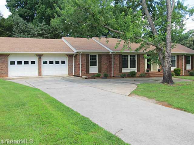 4303 Filmore Road Greensboro, NC 27409 - Photo 1 of 16 Exterior Front.