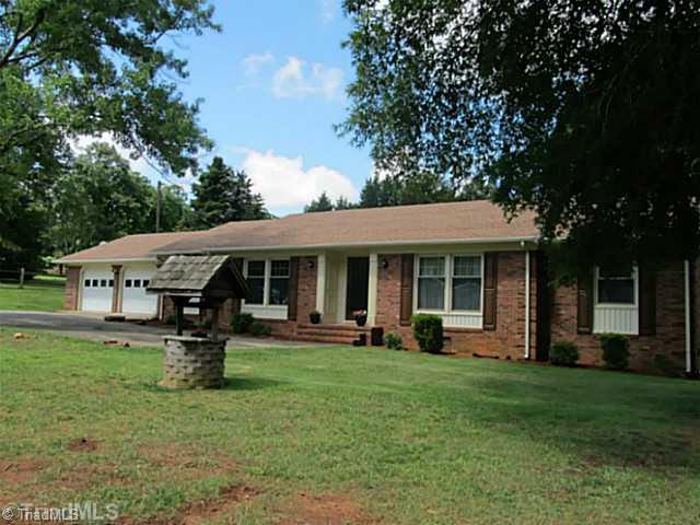 4303 Filmore Road Greensboro, NC 27409 - Photo 3 of 16 Exterior Front.