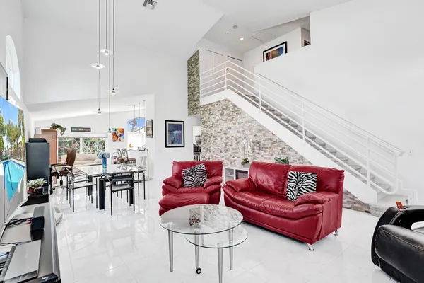 $600,000 | 6842 Dogwood Lane, Margate, FL 33063