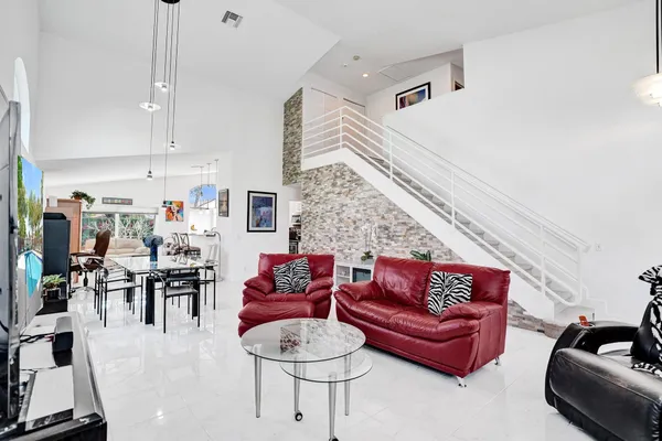 $600,000 | 6842 Dogwood Lane, Margate, FL 33063