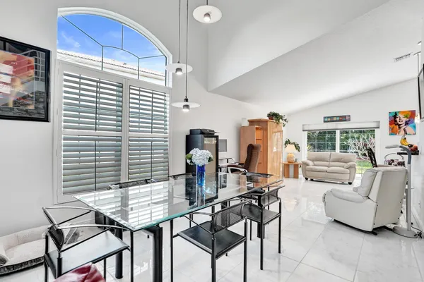 $600,000 | 6842 Dogwood Lane, Margate, FL 33063