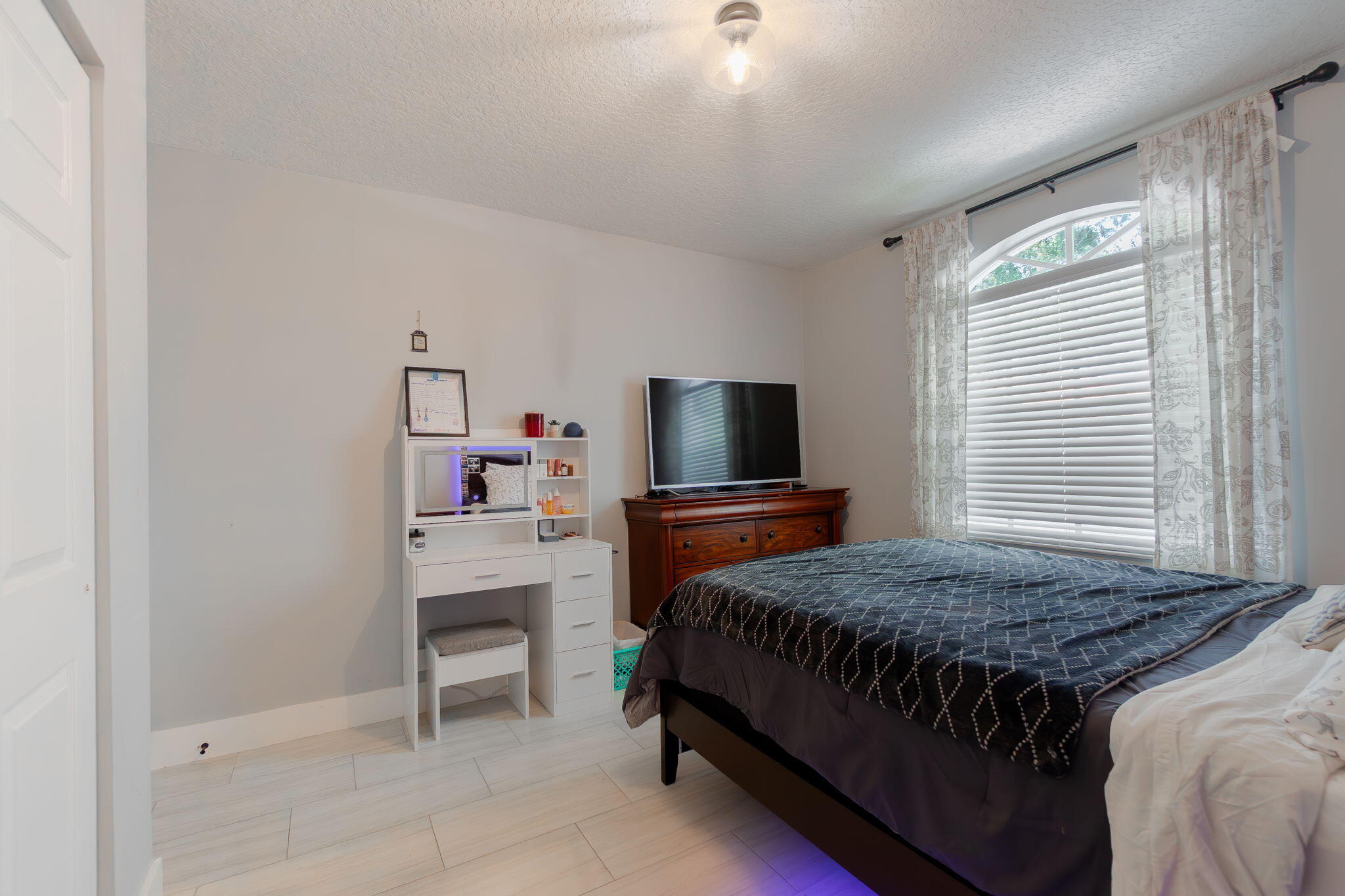 18404 Vía Di Regina Boca Raton, FL 33496 - Photo 11 of 47 11-web-or-mls-DSC05128