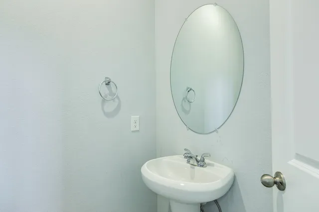 $399,000 | 3640 Crosspointe Pass, Angleton, TX 77515