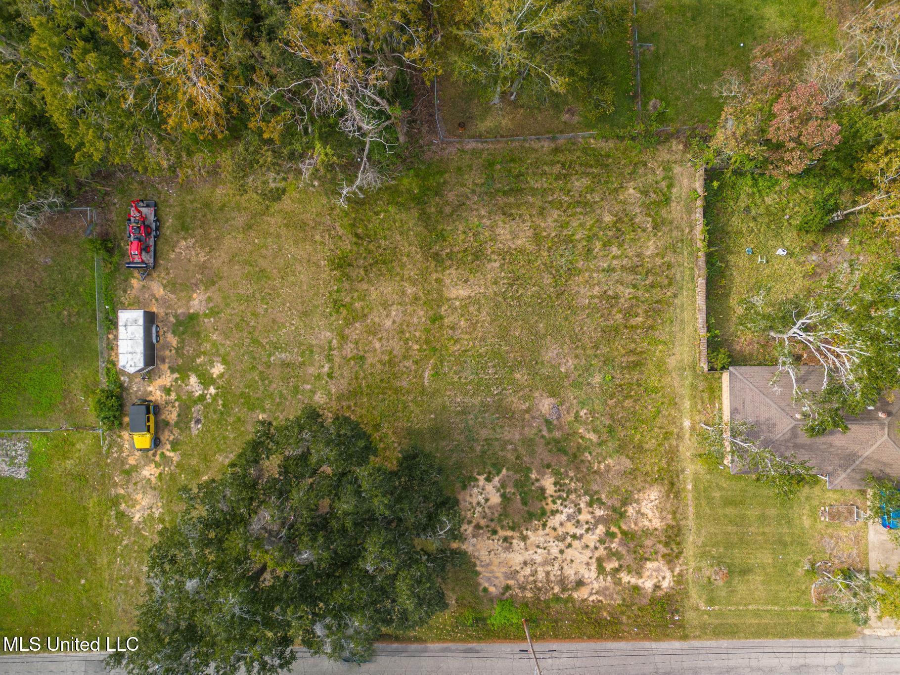211 Gates Avenue Long Beach, MS 39560 - Photo 6 of 7 Gates-52